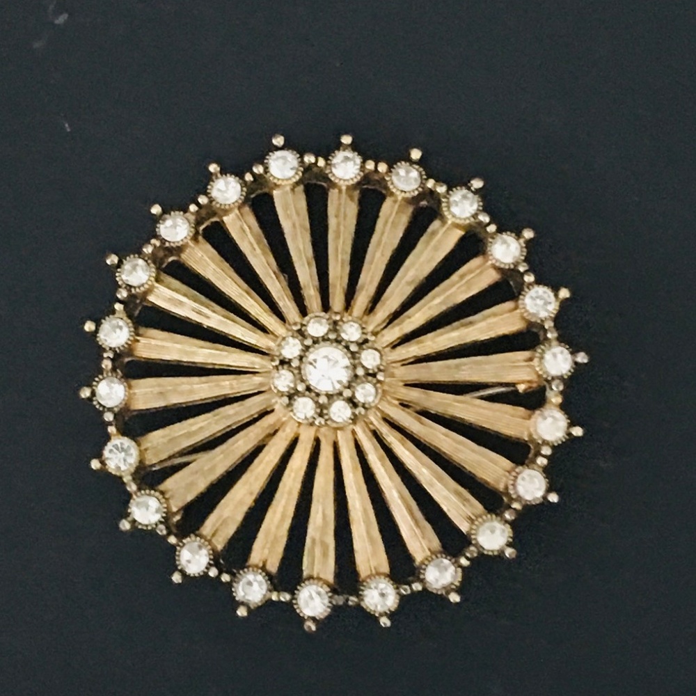 Fashion Brooch